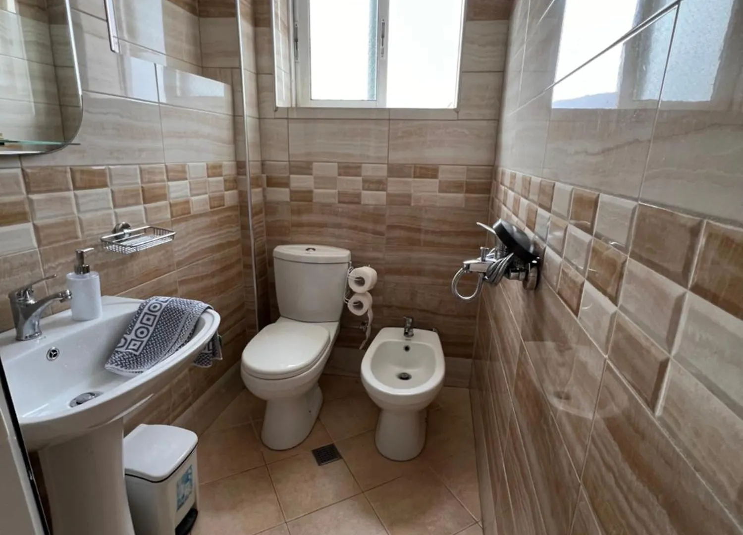 Sota Apartment Berat
